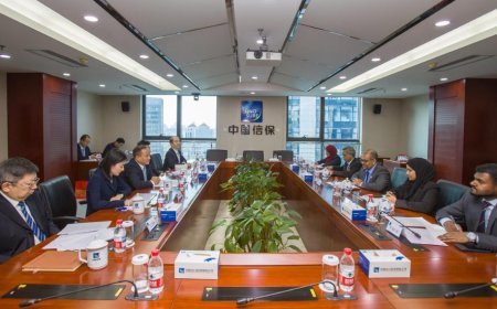 Finance Minister Zameer Meets SINOSURE Officials to Strengthen Development Ties