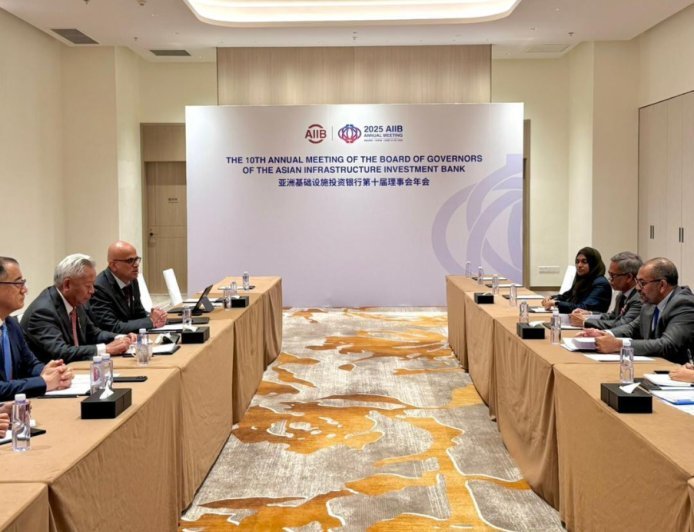 Finance Minister Moosa Zameer Meets AIIB President to Strengthen Development Cooperation