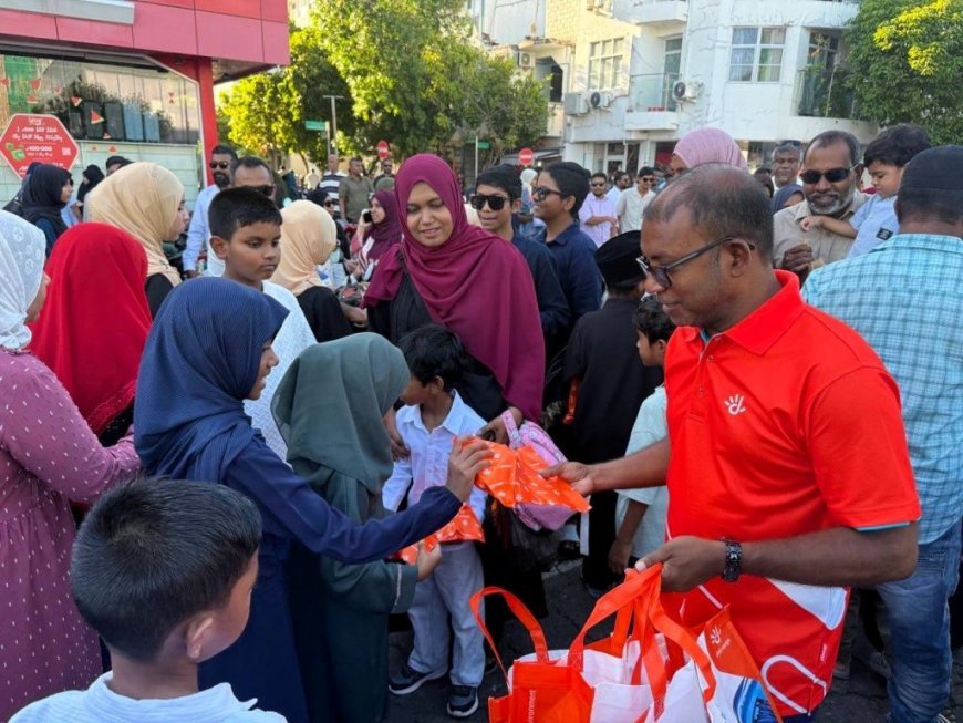 Dhiraagu Spreads Eid Joy Nationwide With Community Breakfast and Gift Distributions Across Male, Hulhumale, and Seven Atolls